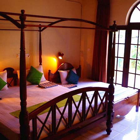 Villa Eco Green Negombo Buitenkant foto