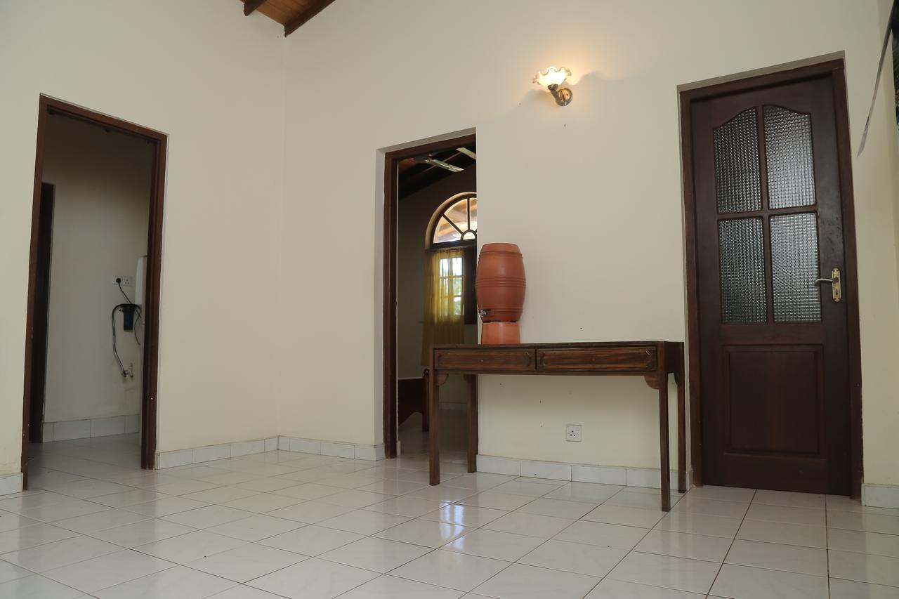 Villa Eco Green Negombo Buitenkant foto