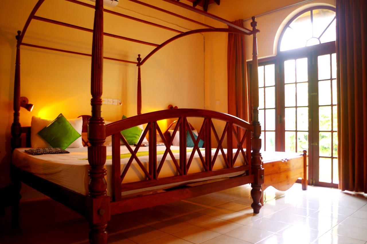 Villa Eco Green Negombo Buitenkant foto