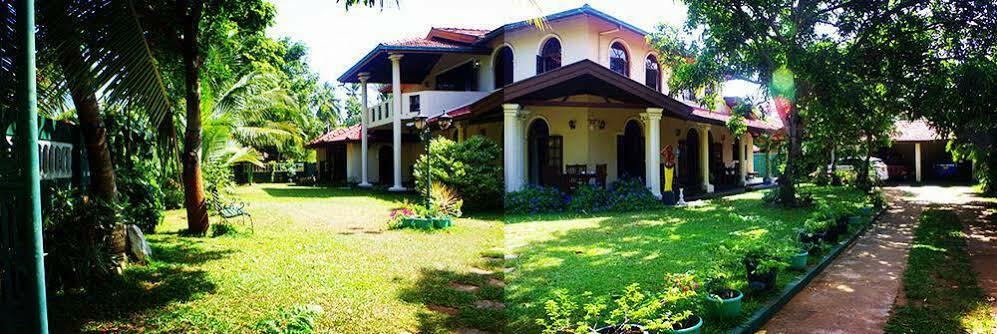 Villa Eco Green Negombo Buitenkant foto